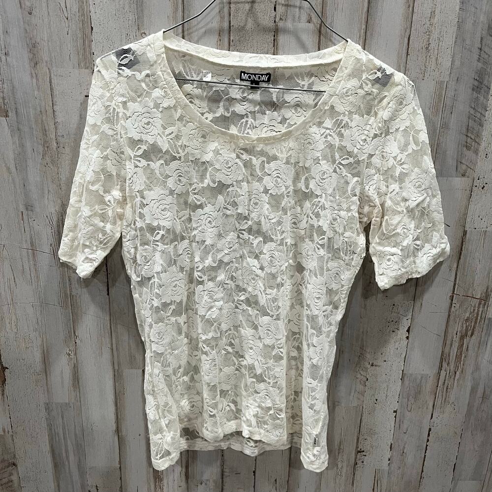 Monday White Floral Lace Sheer Short Sleeve Top Fairy Grunge Layering Womens L
